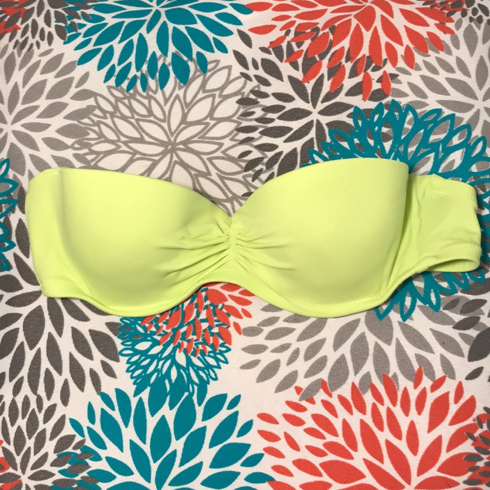 Victoria’s Secret Push-Up Bandeau Bikini Top